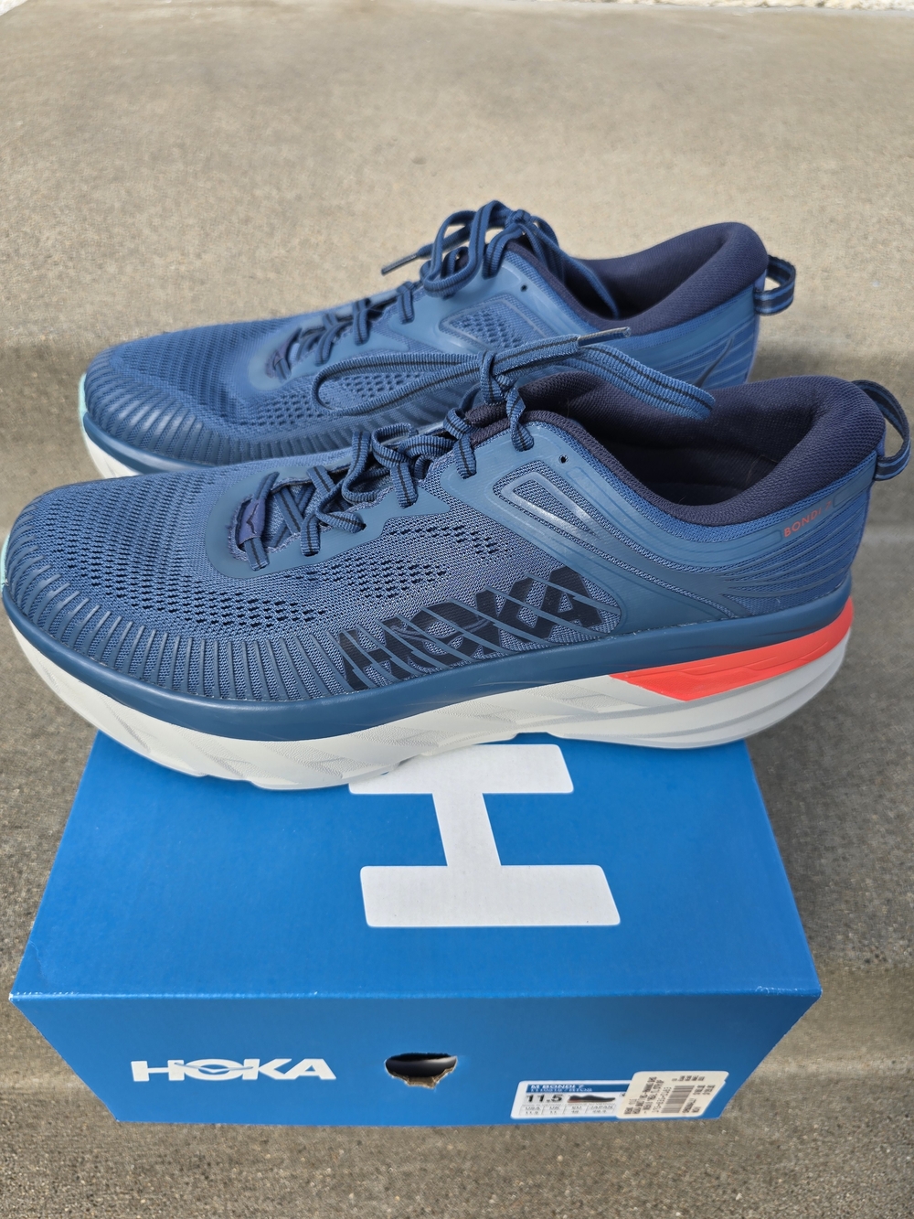 NEW IN BOX-HOKA BONDI 7 Men's Sz 11.5